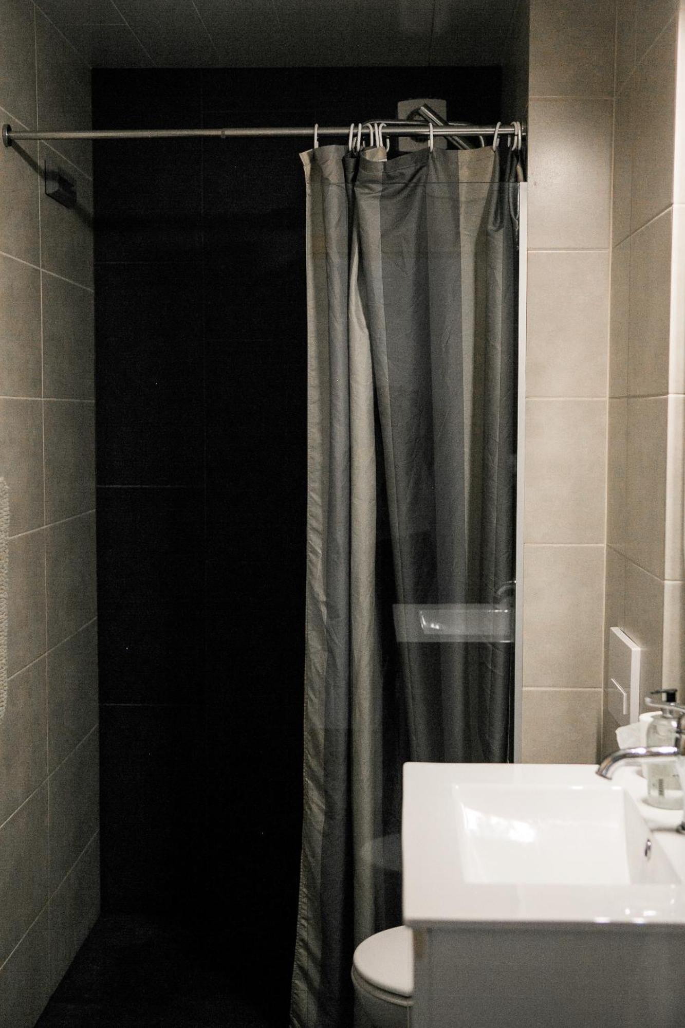 Guesthouse Lyngholt Þórshöfn Екстериор снимка
