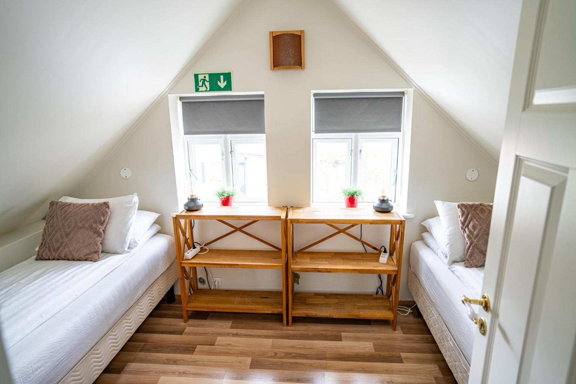 Guesthouse Lyngholt Þórshöfn Екстериор снимка