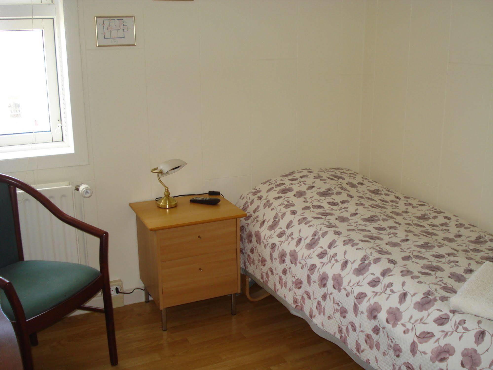 Guesthouse Lyngholt Þórshöfn Екстериор снимка